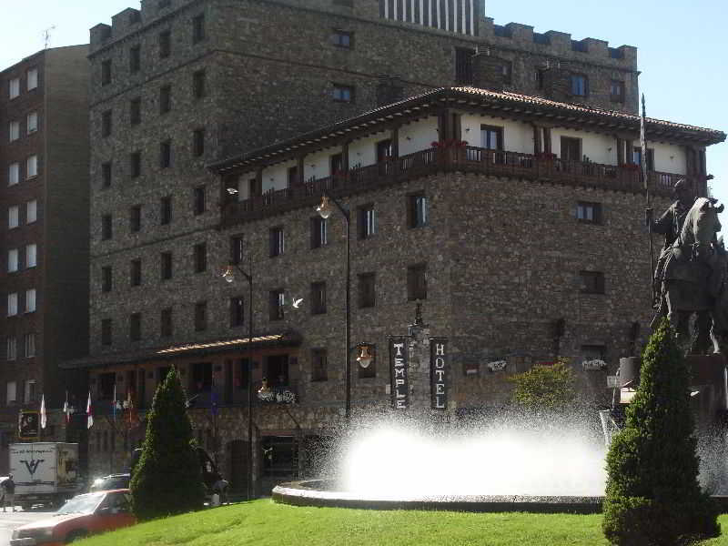 Hotel Temple פונפרדה מראה חיצוני תמונה